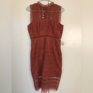 BARDOT ROSE LACE DRESS SIZE 8